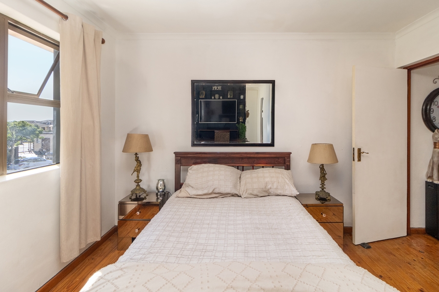 2 Bedroom Property for Sale in Parklands Western Cape